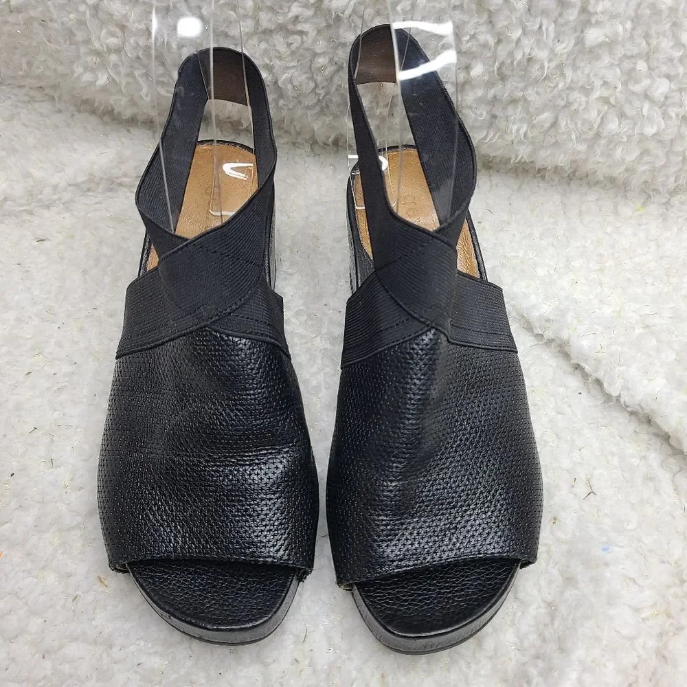 Gentle Souls by Kenneth‎ Cole Signature Gianna 2.0 Wedge Sandal sz 6